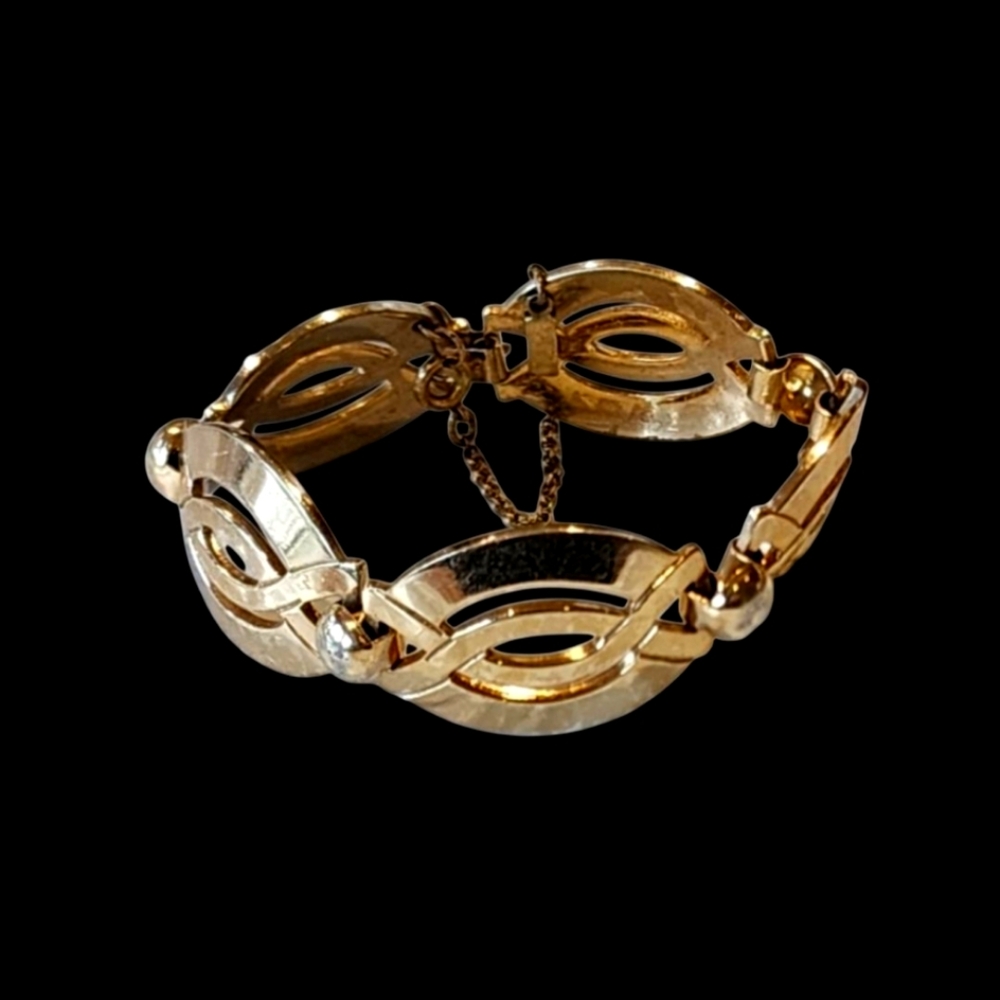 Vintage Monet bracelet with safety chain EUC